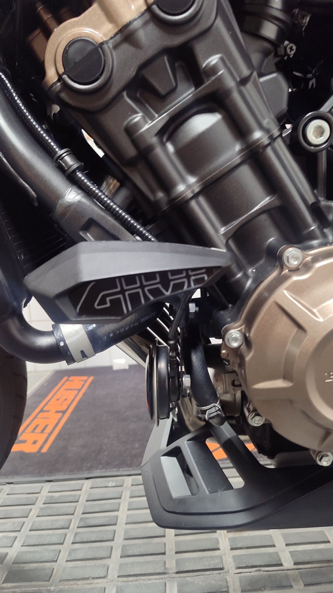 Cogumelos givi Honda cb650r