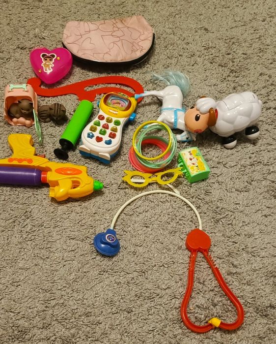 Пакет іграшок для дітей