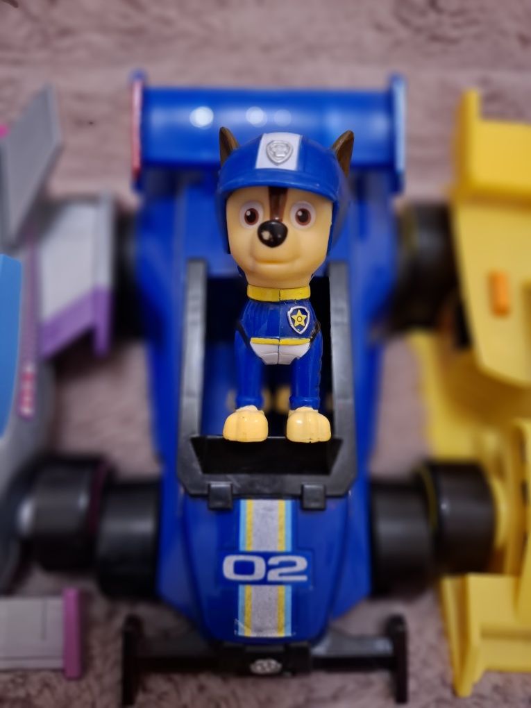 Motopieski Skye Marshall Rubble chase psi patrol pojazd wyścigowy