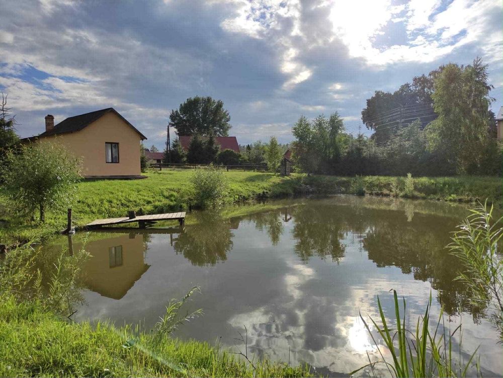 Domek letniskowy nad stawem