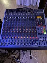 Behringer Xenyx QX2442