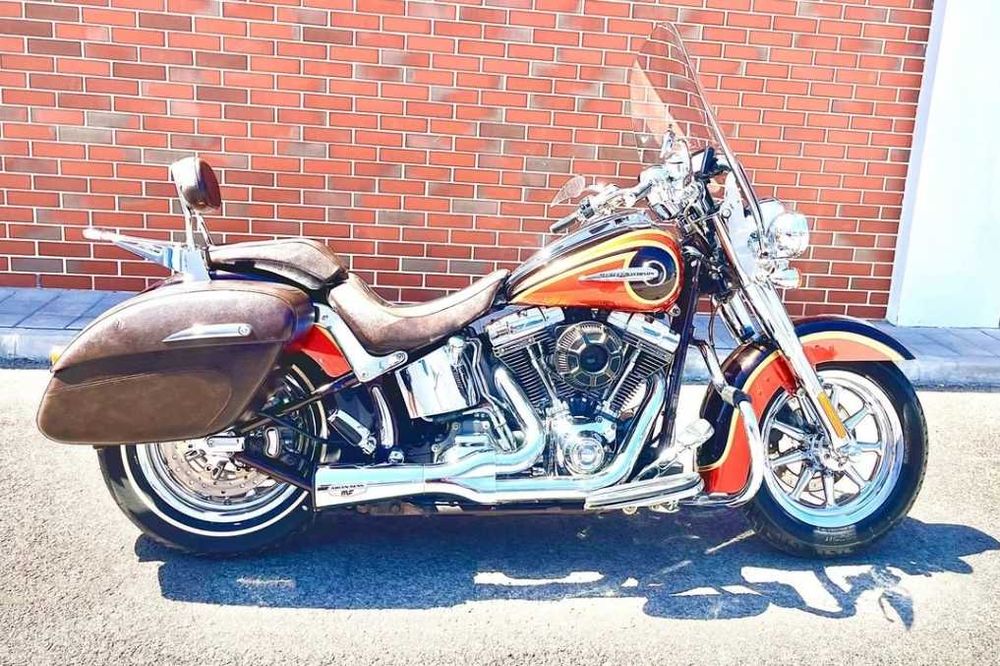 Harley Softail CVO Deluxe 2016 limited edition