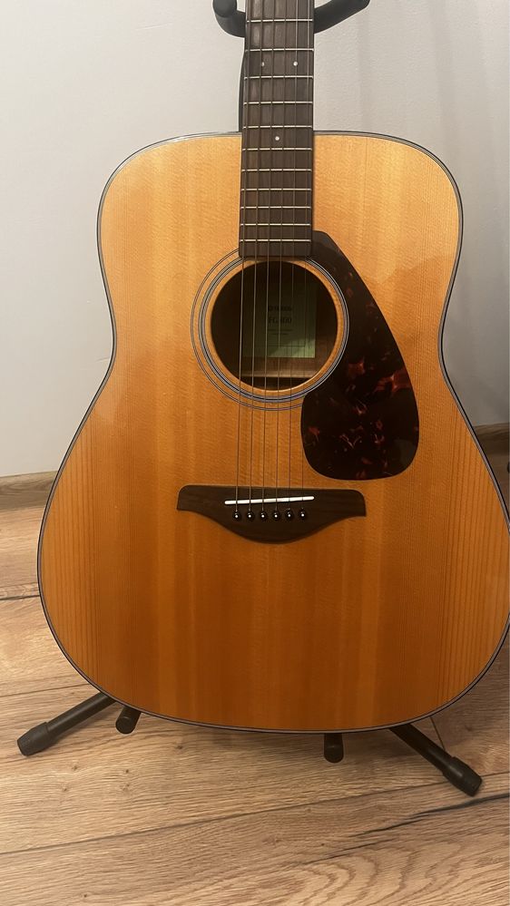 Gitara akustyczna Yamaha FG800
