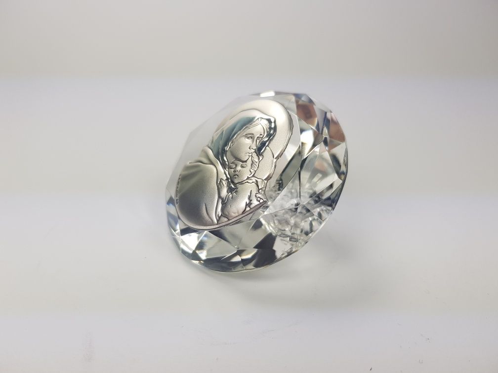 Kryształ z posrebrzanym wizerunkiem Matki Bożej