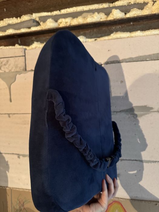 Поперекова подушка з піни. Ортопедична подушка для спини.