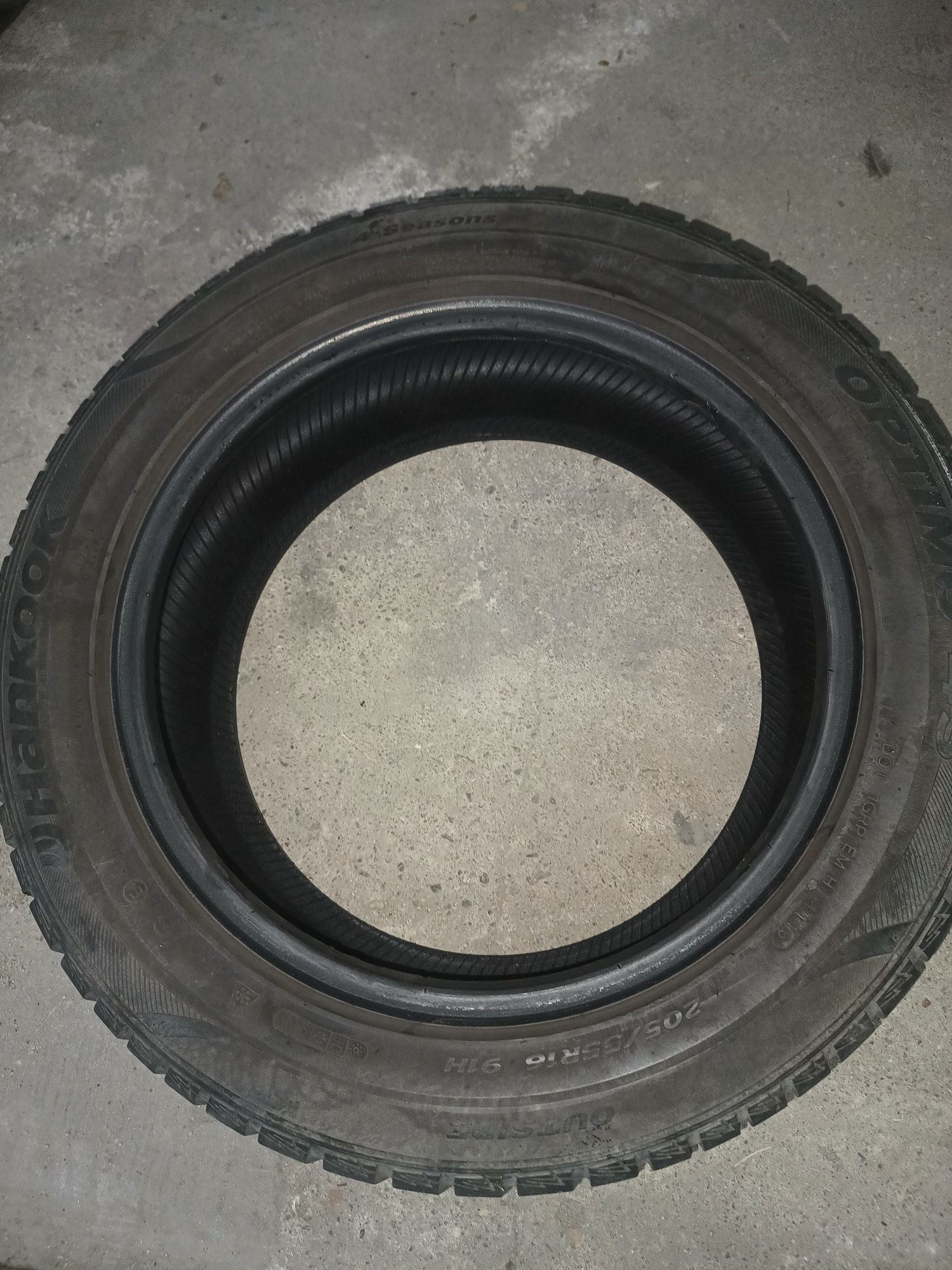 Hankook Optima 4s 205/55/16