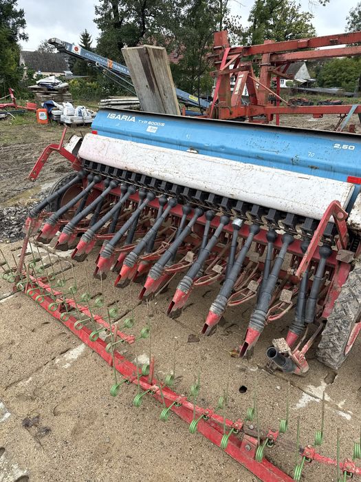 Siewnik Isaria 6000/S