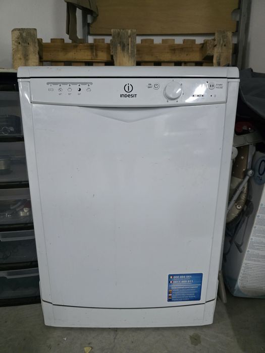 Maquina de lavar loiça, Indesit