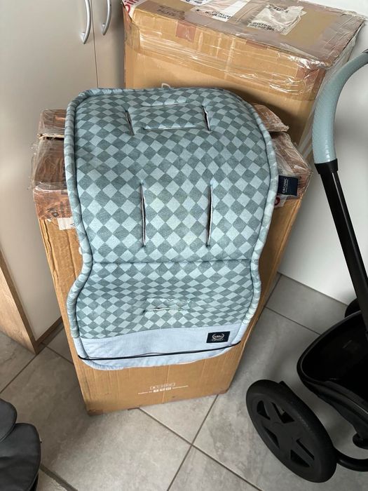 Універсальна коляска