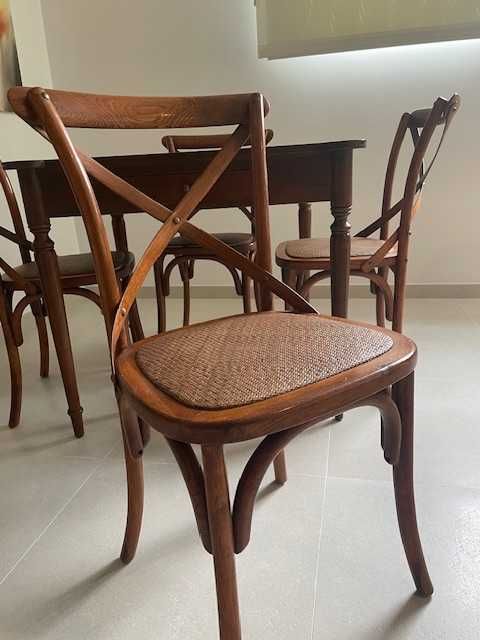 Mesa de jogo com 4 cadeiras Cedak em nogueira e palhinha