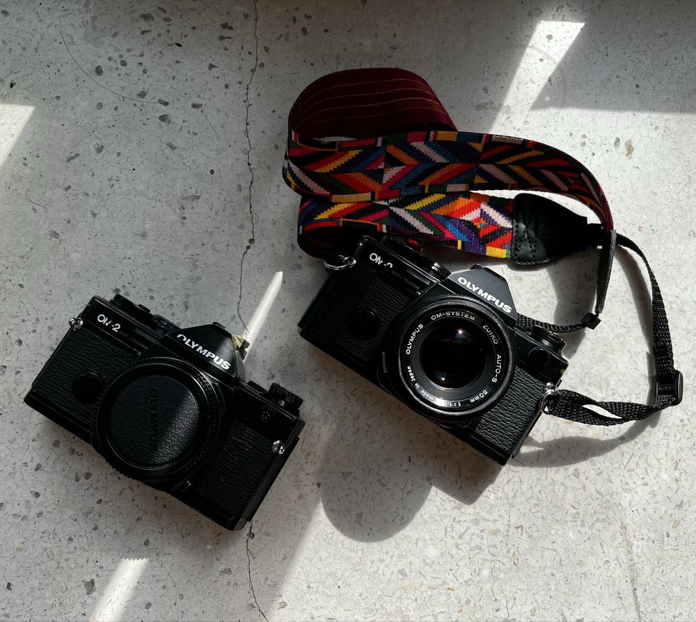 Aparat analogowy lustrzanka Olympus OM-2 spot/program