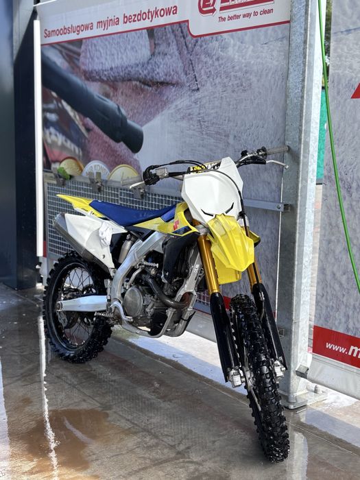 Suzuki RMZ 250 ^20 rok.