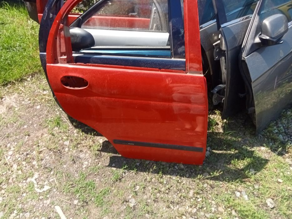 Продам двері до Део Матіз