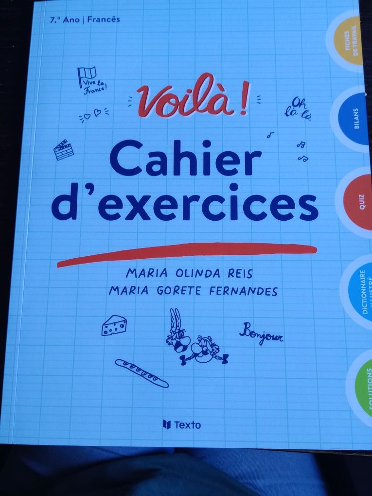 Caderno de Atividades Francês 7 ano