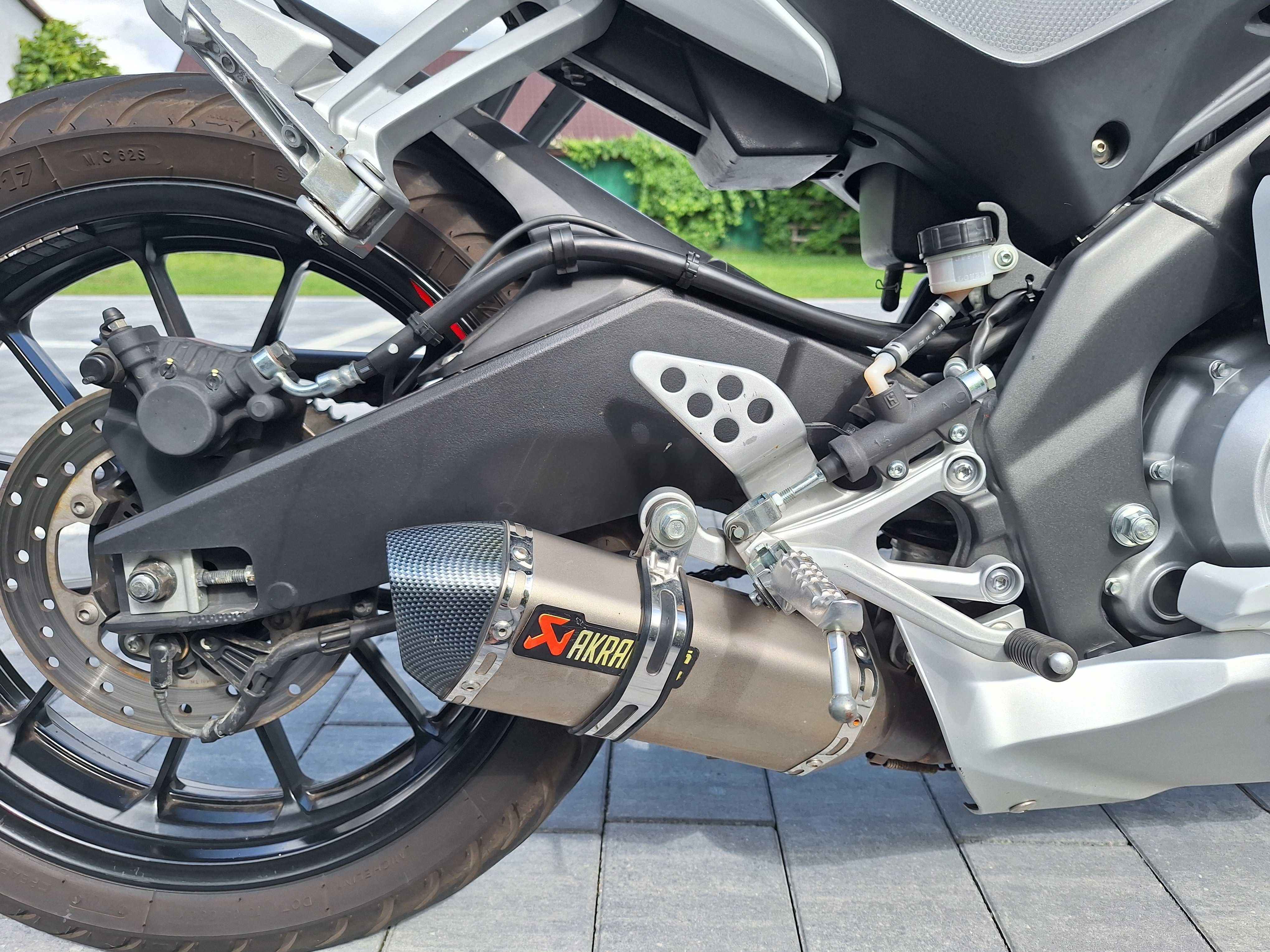 Motor Yamaha YZF R125