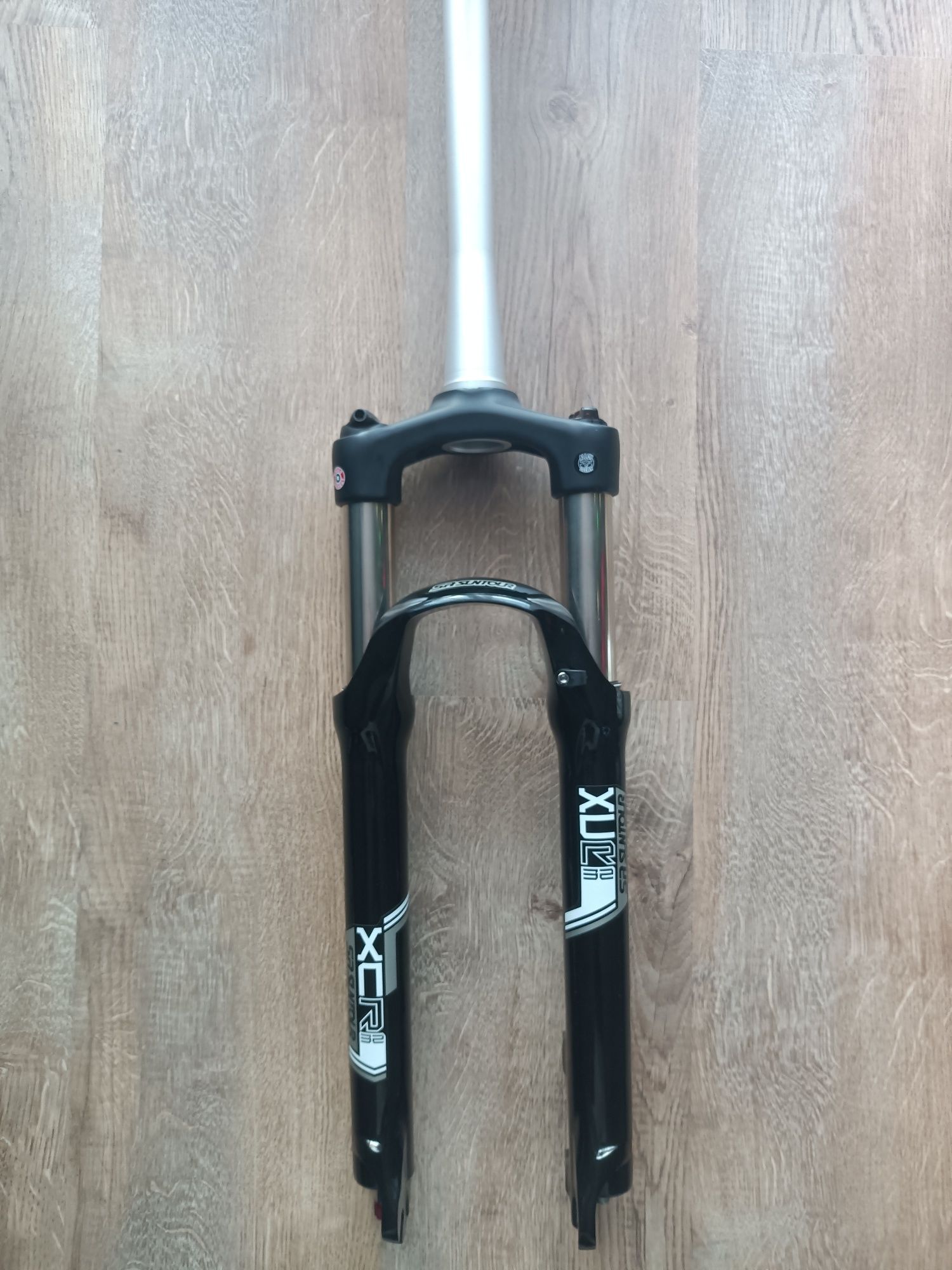 Amortyzator Suntour XCR32 RL-R  26" Tapered