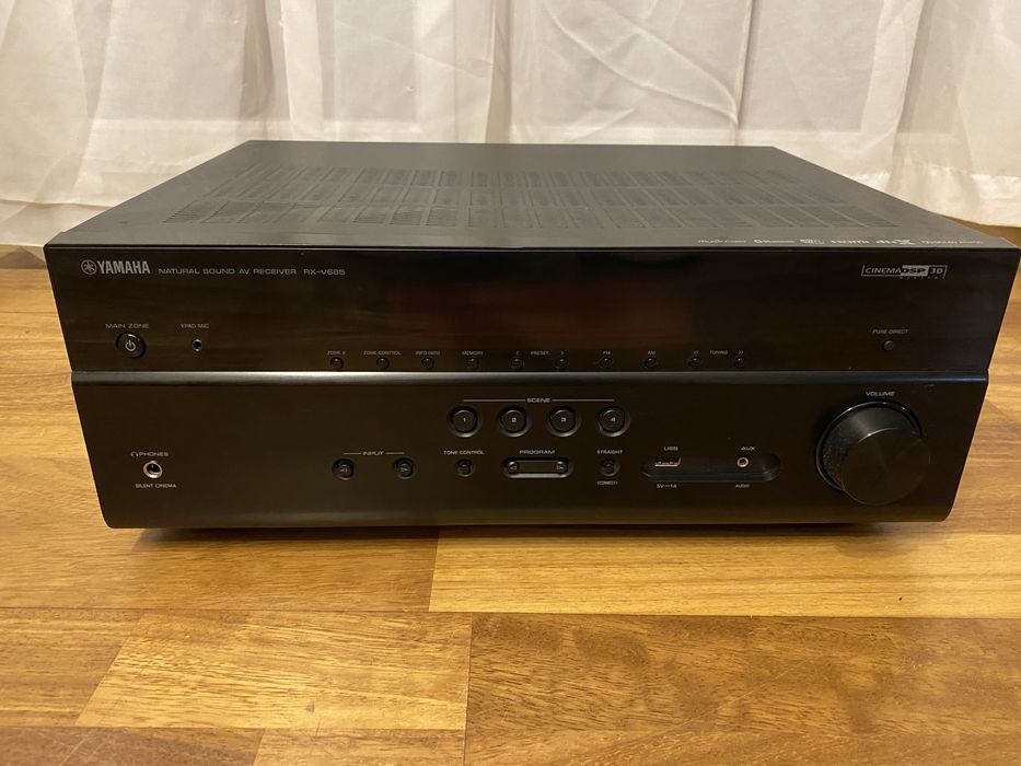 Amplituner Yamaha RX-V685