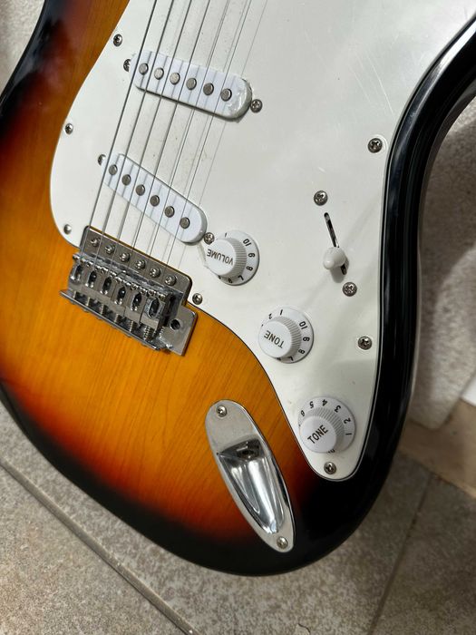 MG-30 SB Memphis Guitar by Tagima
