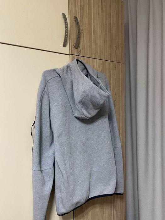 zip hoodie nike tech fleece