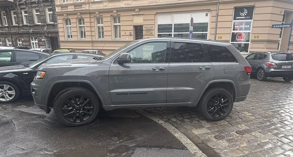 Jeep Grand Cherokee Sprzedam JEEP GRAND CHEROKEE 2019r. 3.6, - najniższa cena