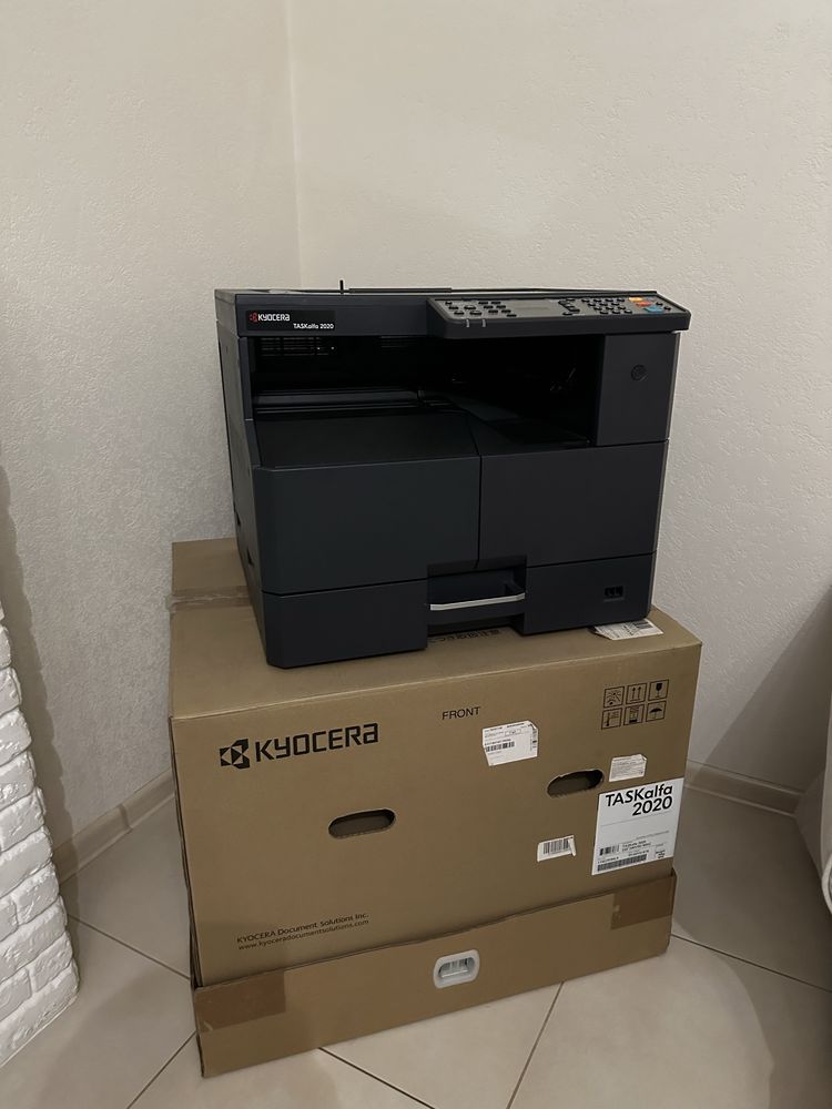 МФУ Kyocera TASKalfa 2020