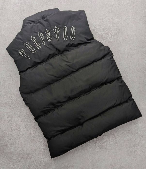 ЖИЛЕТ TRAPSTAR Мужская жилетка Trapstar черная весна безрукавка люкс