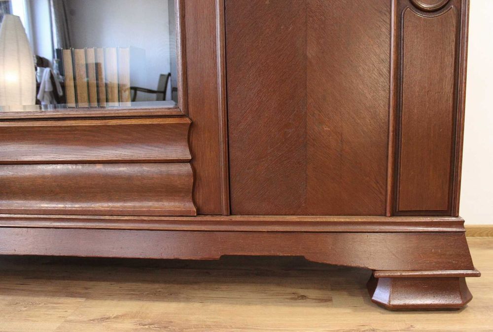 tradycyjna biblioteka międzywojenna 082304