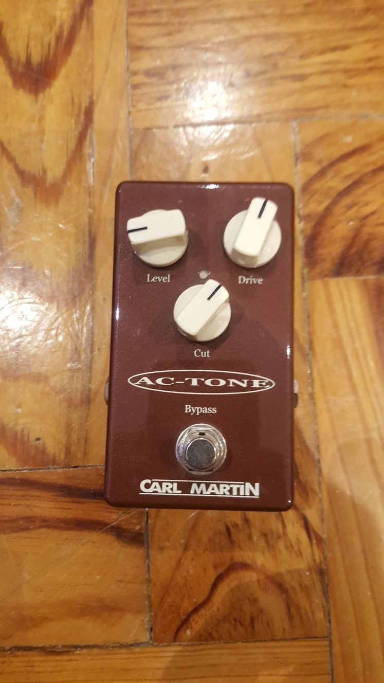 Vendo pedal Carl Martin AC-TONE