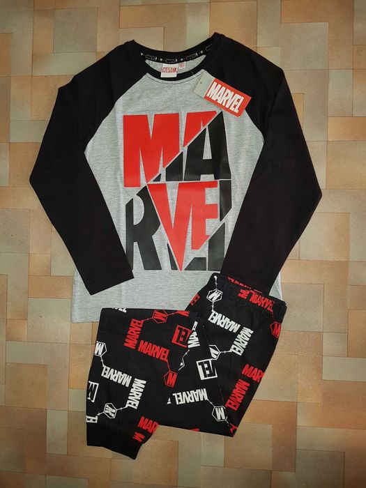 Комплект Marvel, пижама Primark 8-9 лет 134 см. С биркой!