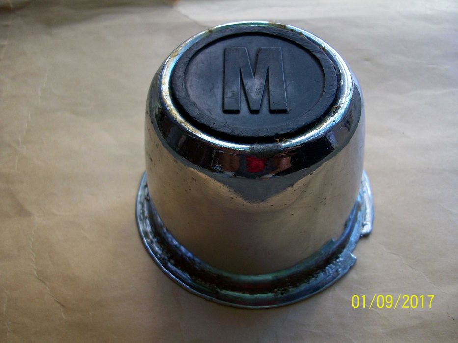 Бризговик  на  Opel  Kadett  та  Москвич .