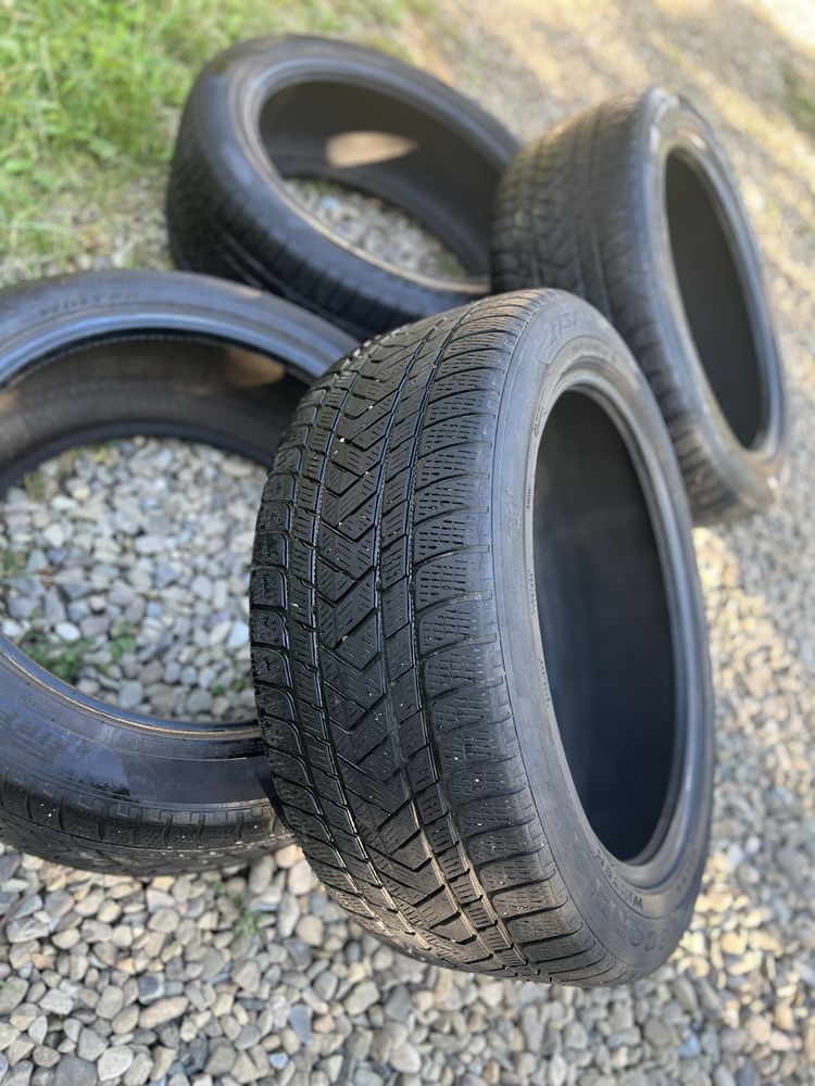 Pirelli 275/45 R21