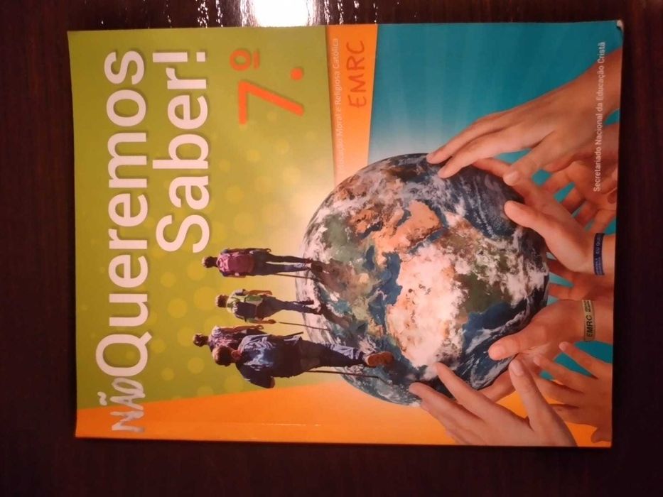 Manuais de Educação Moral e Religiosa Católica