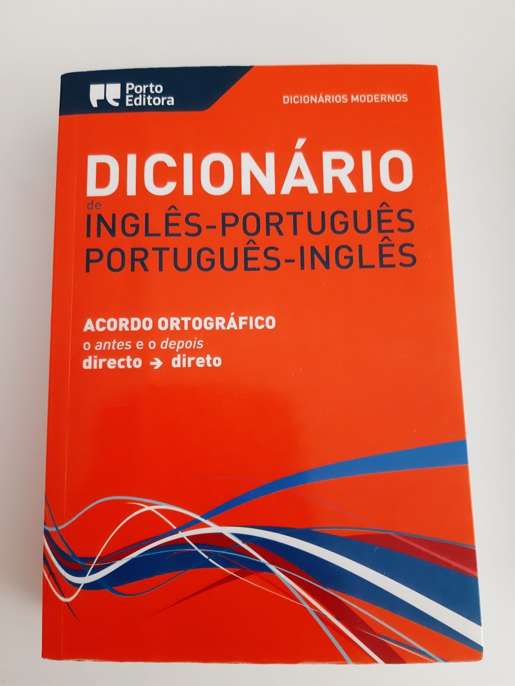 Dicionário Português-Inglês, Inglês-Português, Porto editora