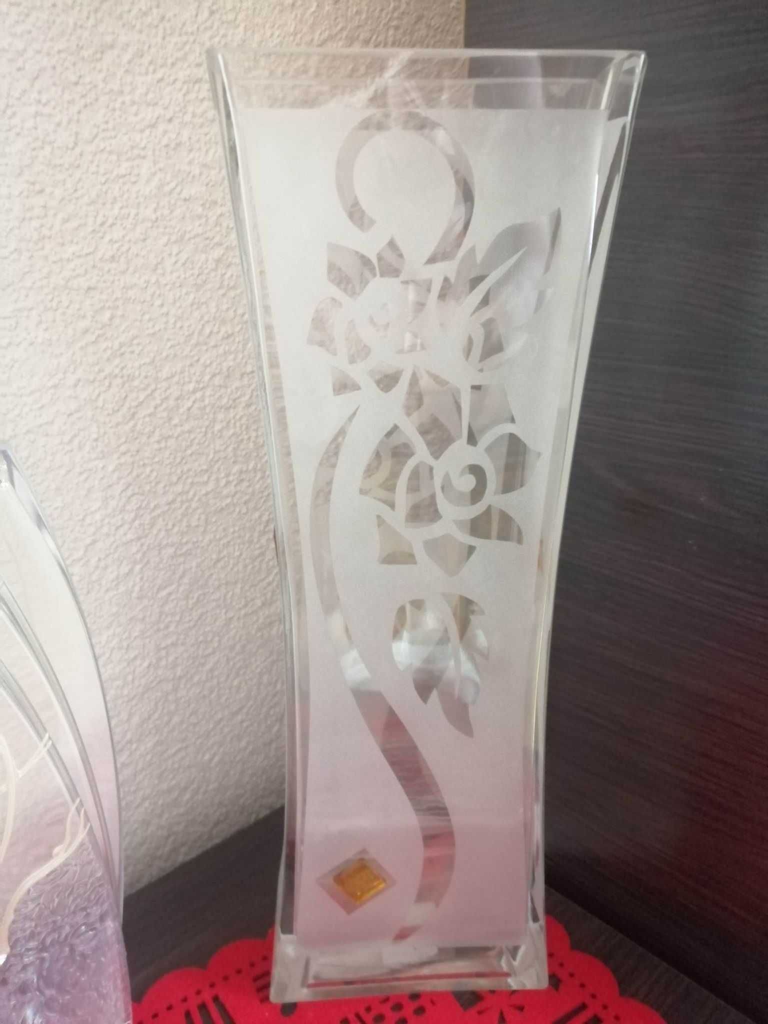 wazon szklany z bursztynkami