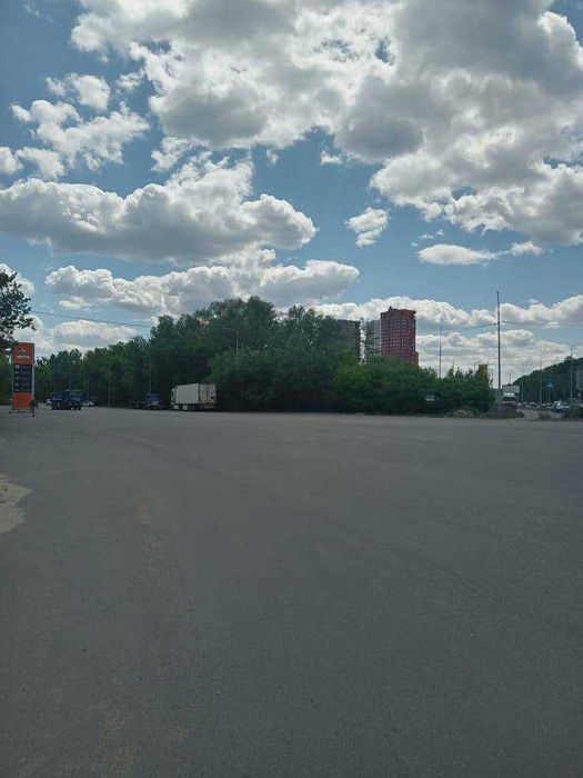 Продаж АЗС Промислова 7 Видубичі Голосіївській район без комісії