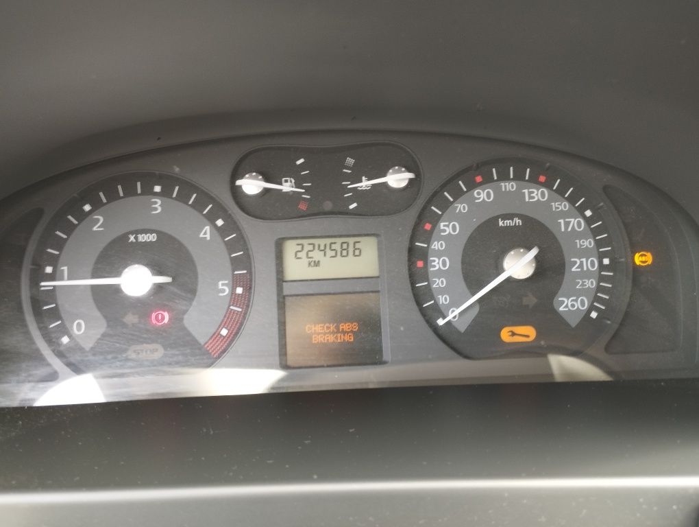 Używana Laguna II 2006, 1,9 DCI