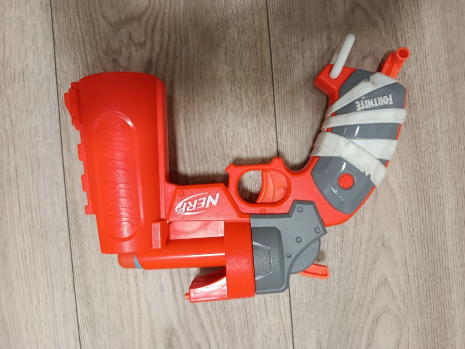 Бластер nerf Fortnite