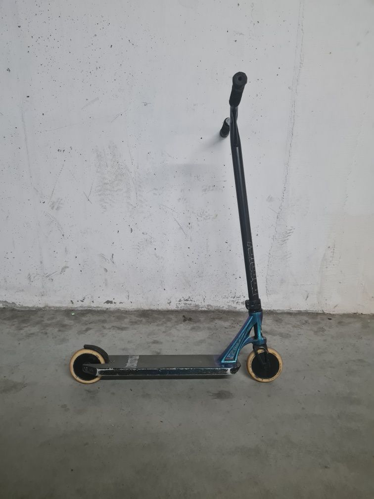 Hulajnoga Blunt Prodigy S7 midnight