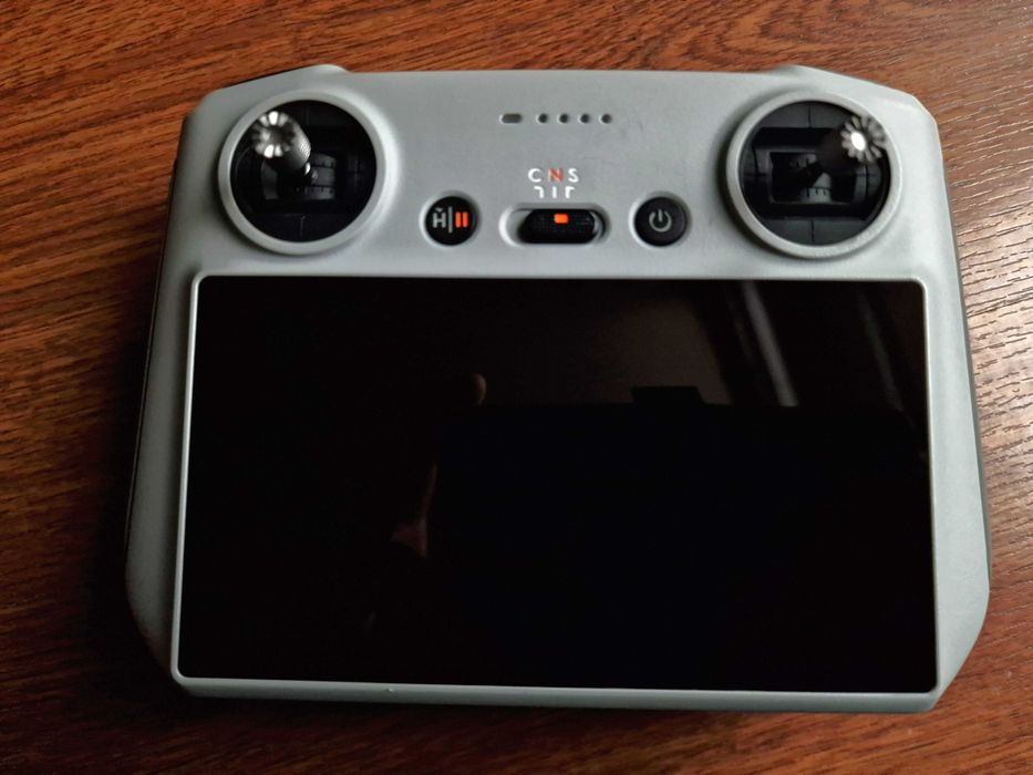 Kontroler DJI RC (od mini 3 pro)
