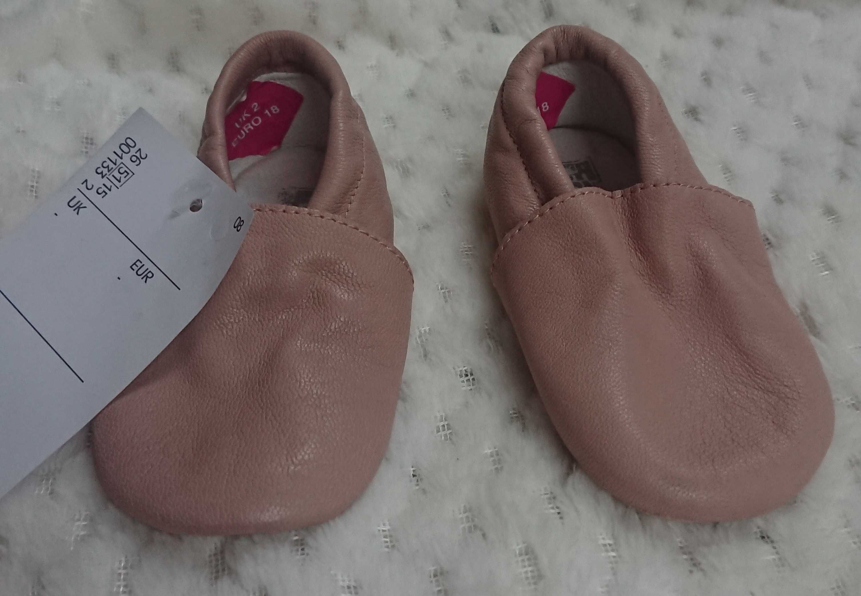 Buciki buty niechodki tuptusie kapcie dla niemowlaka skórzane r.18