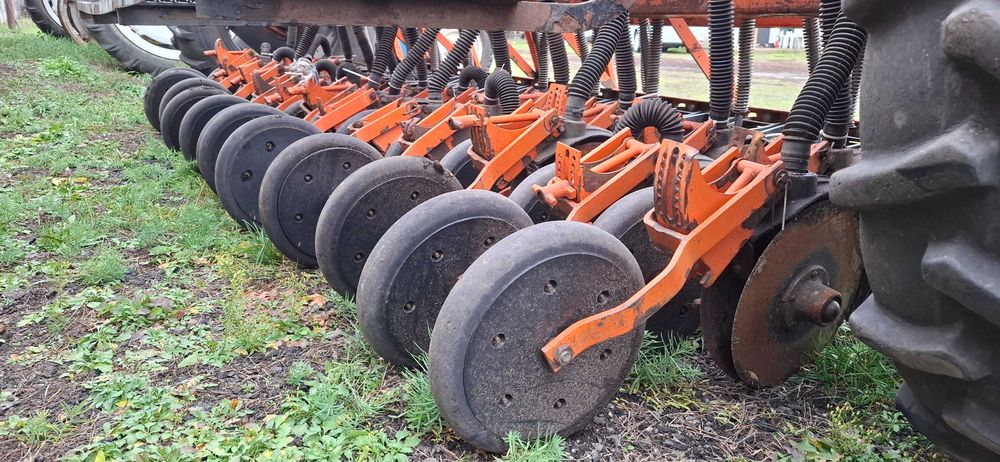 Сеялка СЗФ - 3600 Фаворит