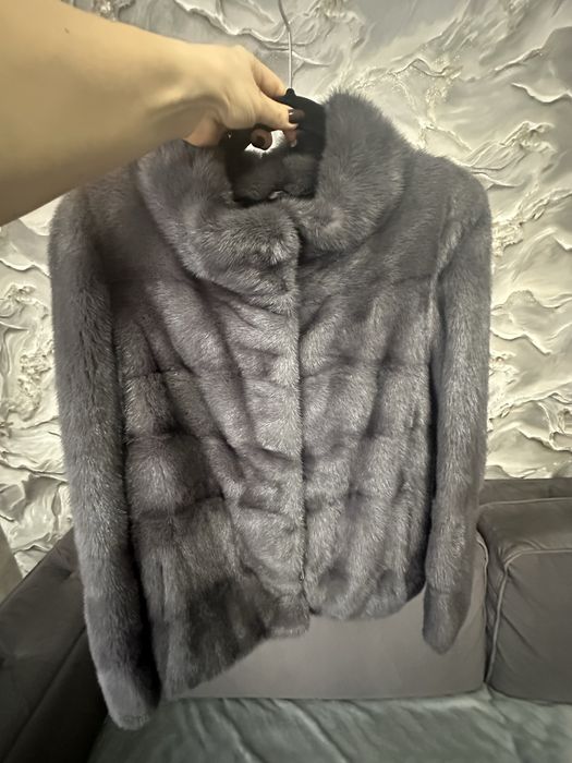 Продам норковую шубу