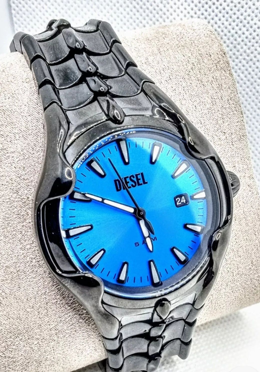 DIESEL Metamorph Vert Mens Blue Dial Watch, Reptilian Black часы.