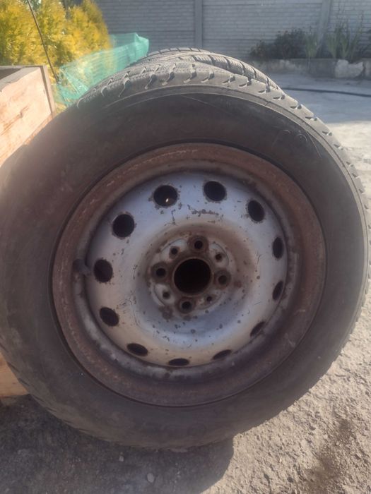 Резина зима 185/60 r14