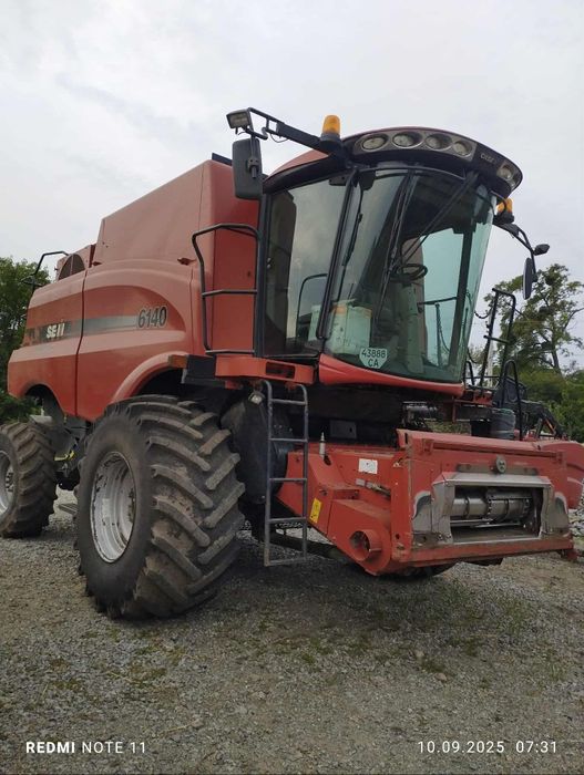 Продаж комбайн Case 6140