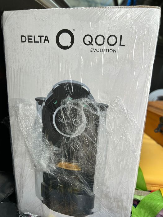 Máquina de café nova na garantia com 80capsulas de café