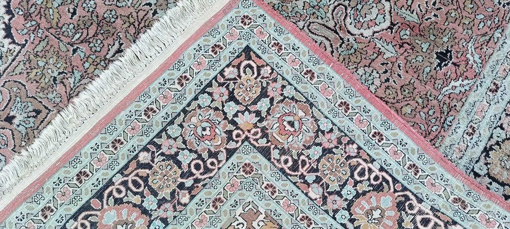 Jedwabny dywan tkany ręcznie 229 x 155 cm perski jedwab