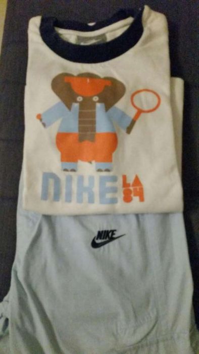 Conjunto da NIKE para bebé/criança