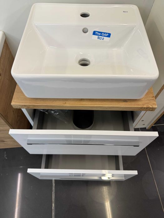 Szafka z blatem i umywalką nablatową 50 x 40 cm