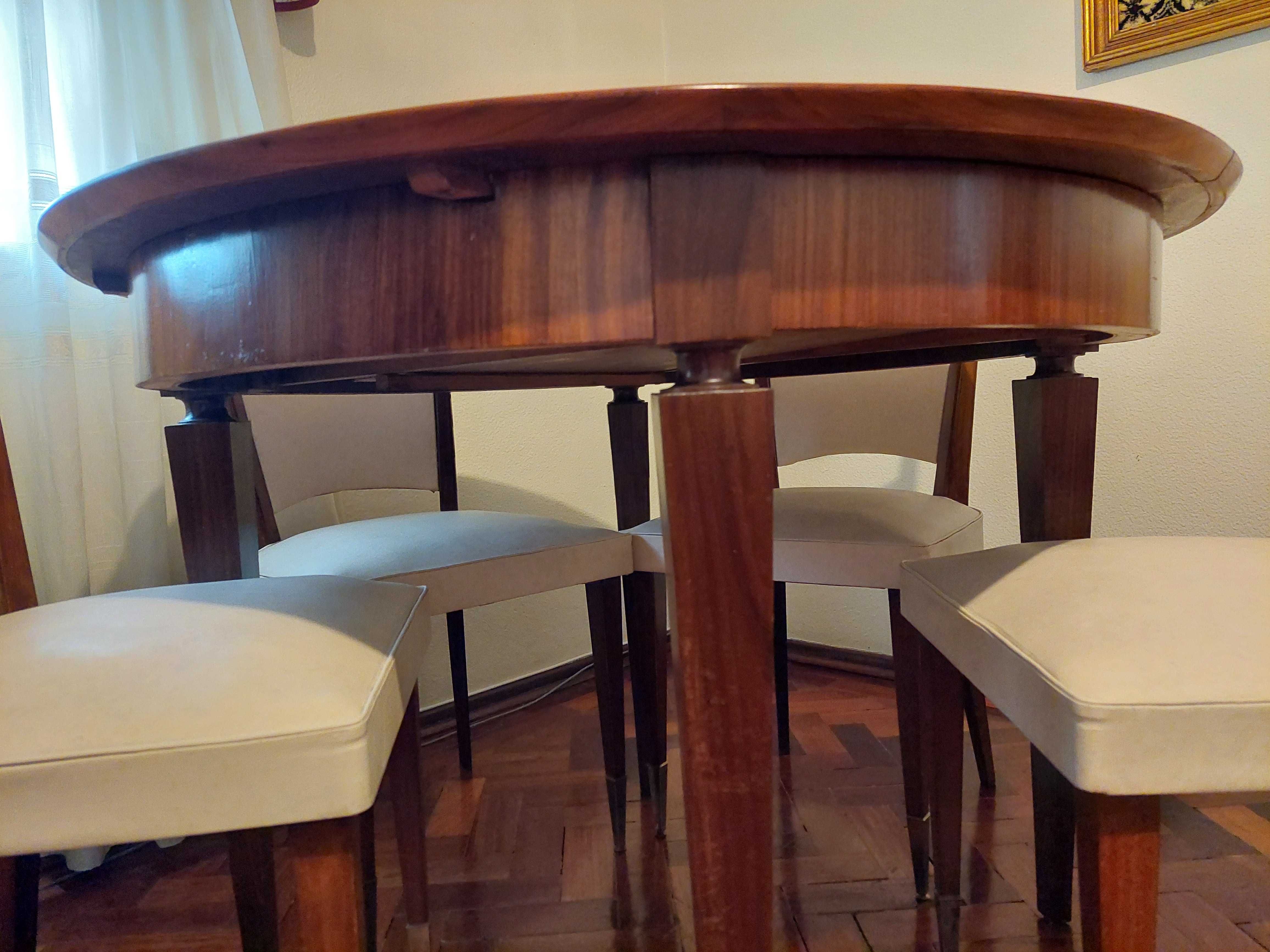 6 cadeiras de design italiano (anos 50) + mesa extensível vintage